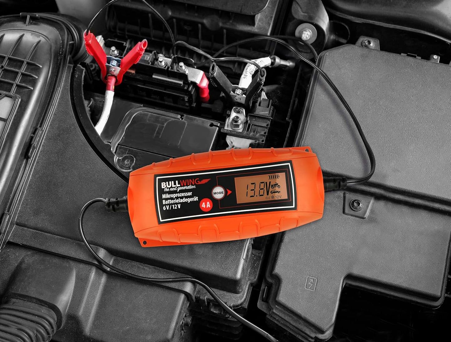 Bullwing Batterieladegerät KFZ Auto Motorrad Mikroprozessor 6/12V 4A Vollautomatisches Batterie Ladegerät Universal Orange